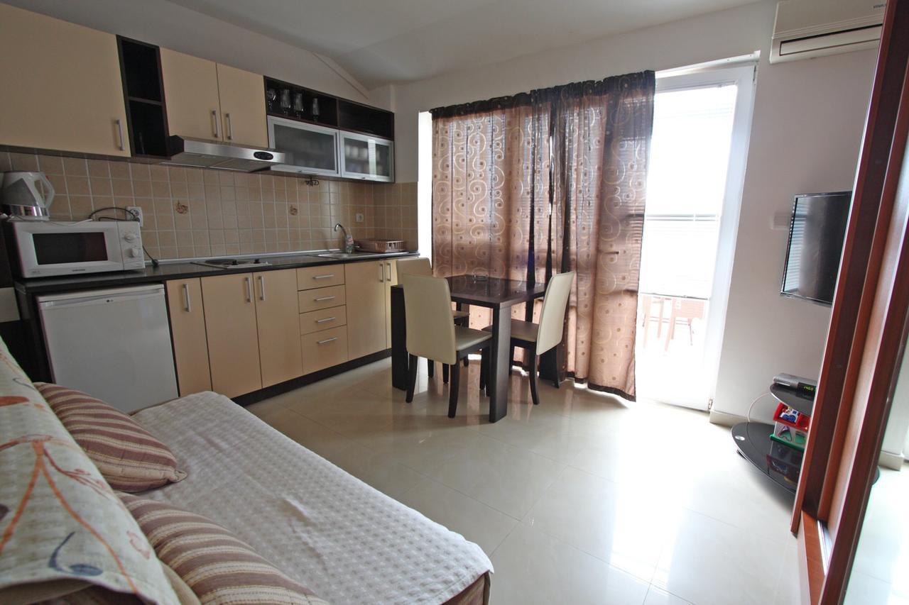 Apartmani Irena Petrovac エクステリア 写真