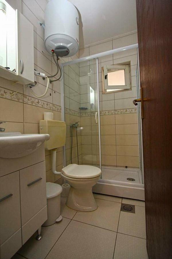 Apartmani Irena Petrovac エクステリア 写真