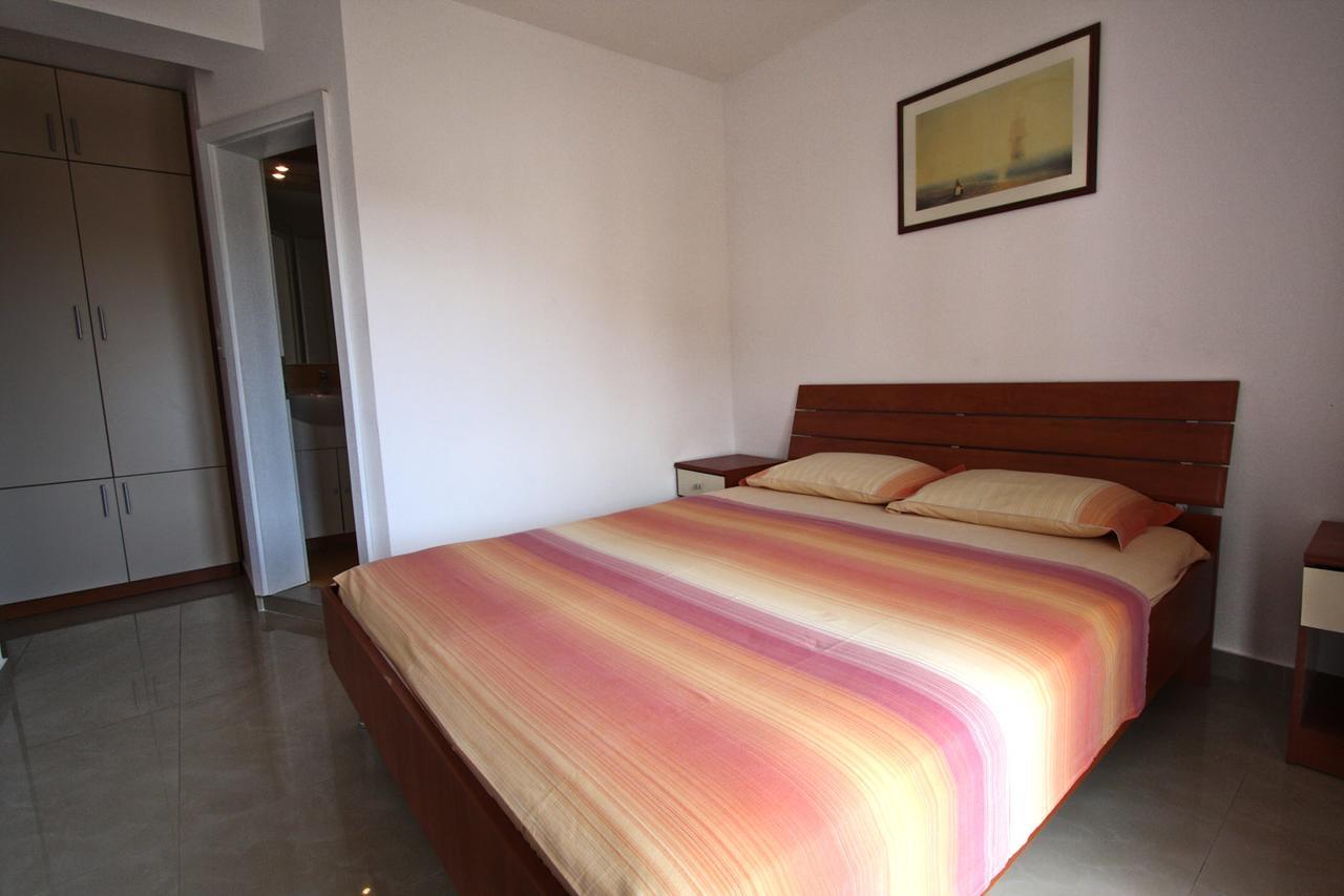 Apartmani Irena Petrovac エクステリア 写真